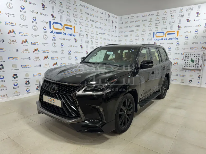 2019 لكزس إل إكس 570 بلاك اديشن