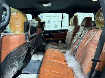 2019 لكزس إل إكس 570 بلاك اديشن