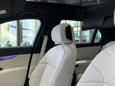 2026 بي ام دبليو الفئة السابعة 735أي