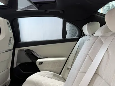 2026 بي ام دبليو الفئة السابعة 735أي