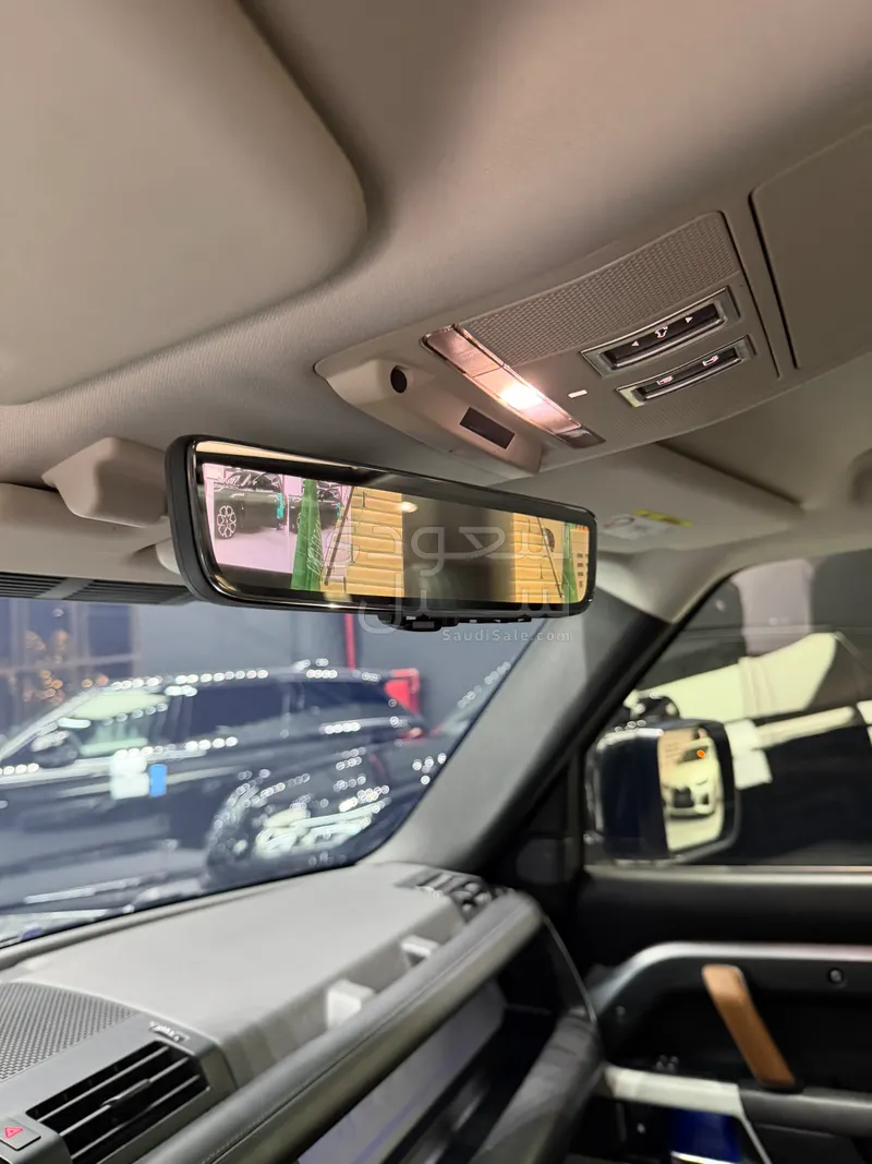 2020 لاند روفر ديفيندر اتش اس اي