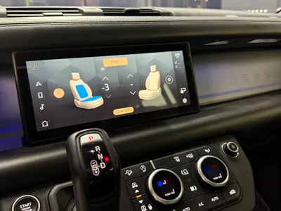 2020 لاند روفر ديفيندر اتش اس اي