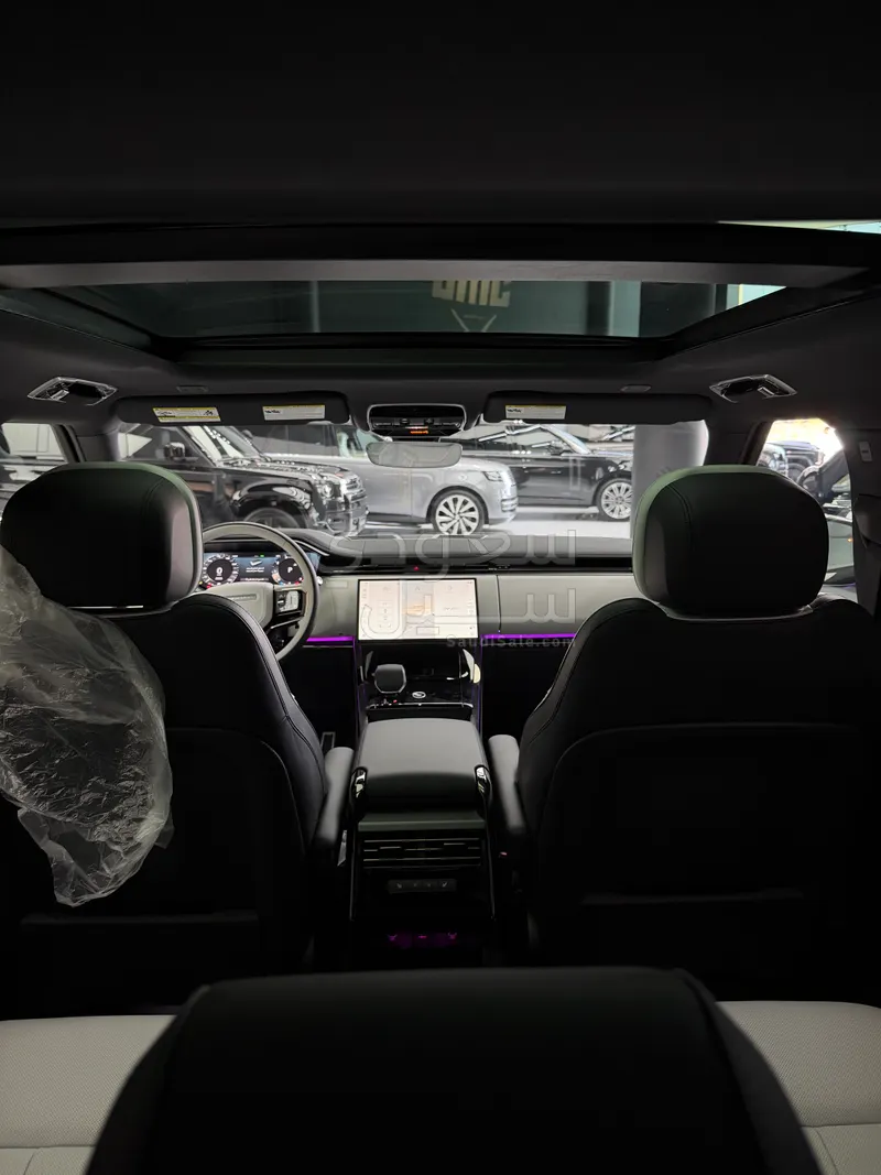 2025 لاند روفر رينج روفر سبورت اتش اس اي