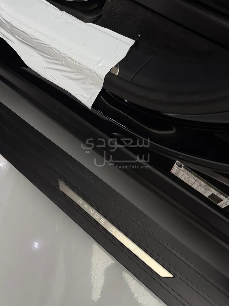 2025 لاند روفر رينج روفر سبورت اتش اس اي