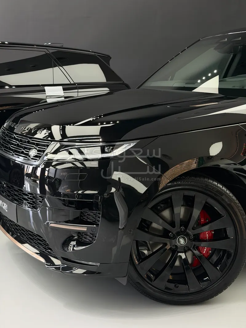 2025 لاند روفر رينج روفر سبورت اتش اس اي