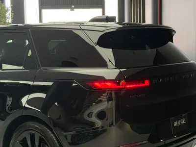 2025 لاند روفر رينج روفر سبورت اتش اس اي