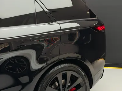 2025 لاند روفر رينج روفر سبورت اتش اس اي