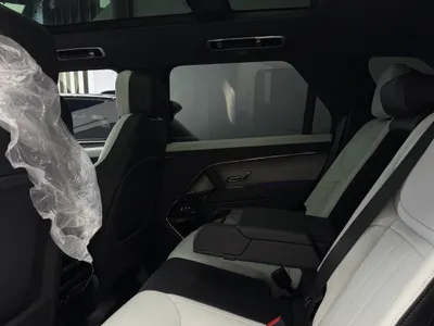 2025 لاند روفر رينج روفر سبورت اتش اس اي