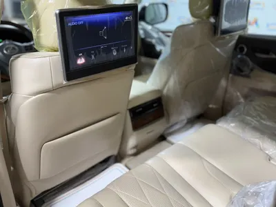 2020 لكزس إل إكس 570 بلاك اديشن