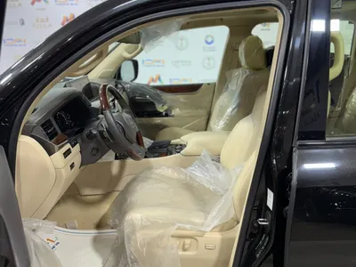 2020 لكزس إل إكس 570 بلاك اديشن