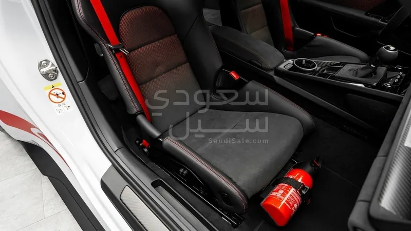 2025 بورش 911 جي تي 3 ار اس
