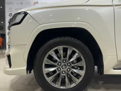 2022 تويوتا لاند كروزر في اكس ار