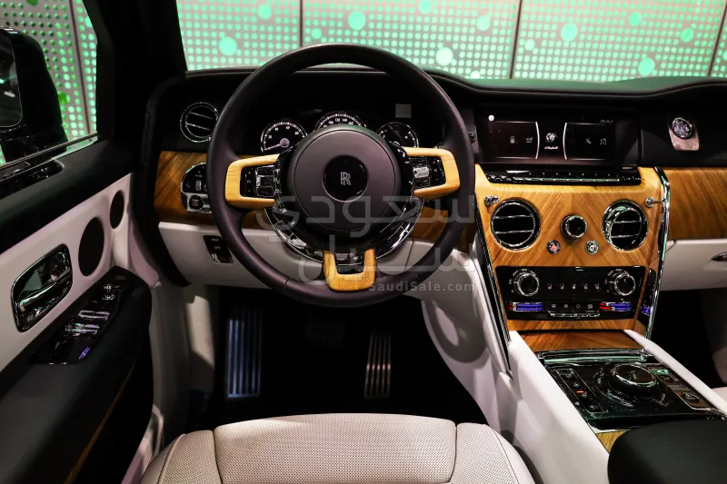 2024 رولز رويس كولينان