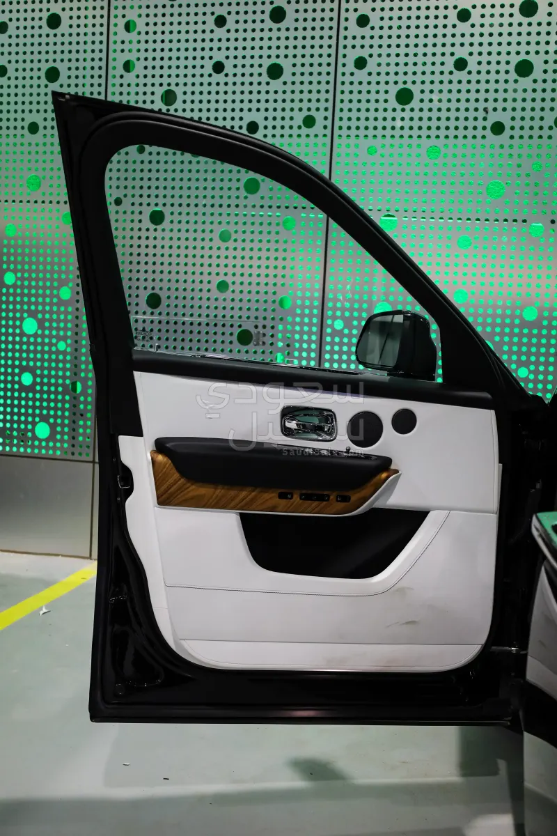 2024 رولز رويس كولينان