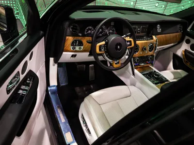 2024 رولز رويس كولينان