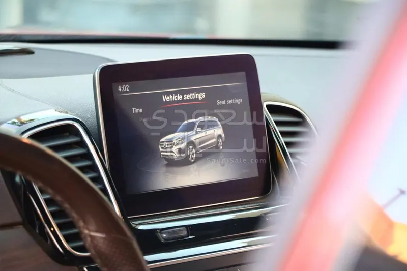 2017 مرسيدس - بنز جي إل إس 500