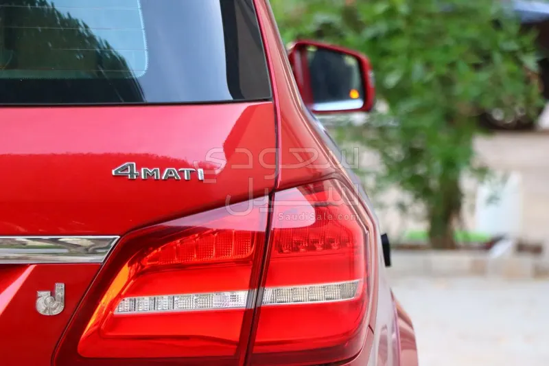 2017 مرسيدس - بنز جي إل إس 500