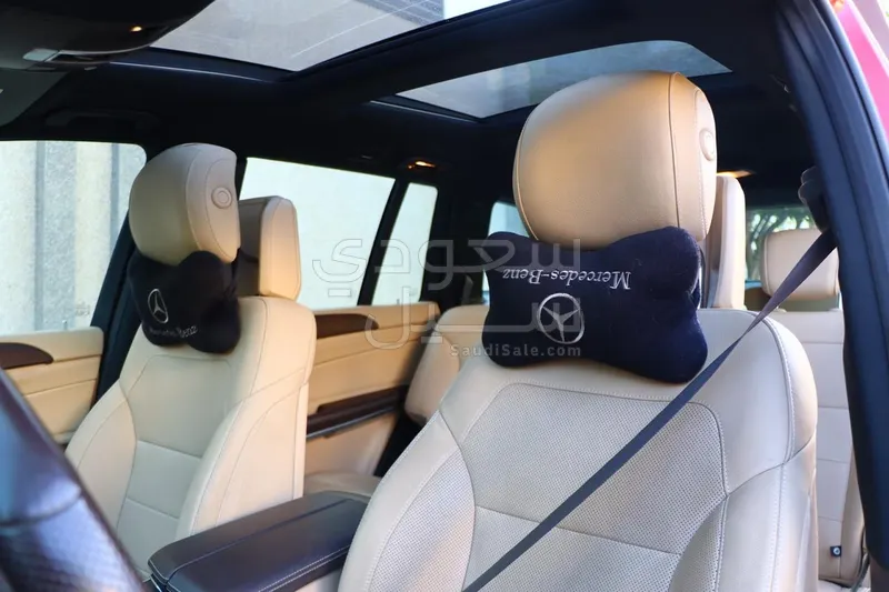 2017 مرسيدس - بنز جي إل إس 500