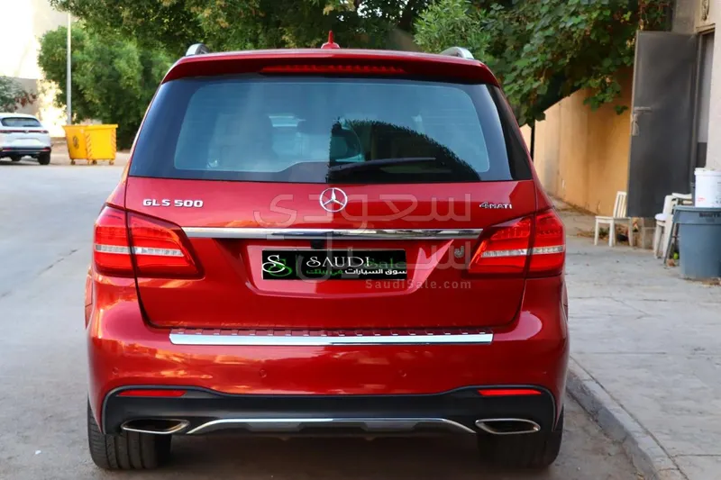 2017 مرسيدس - بنز جي إل إس 500