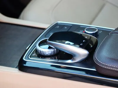 2017 مرسيدس - بنز جي إل إس 500