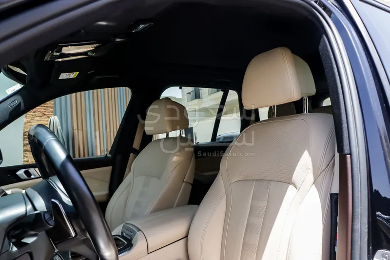 2019 بي ام دبليو الفئة اكس 5