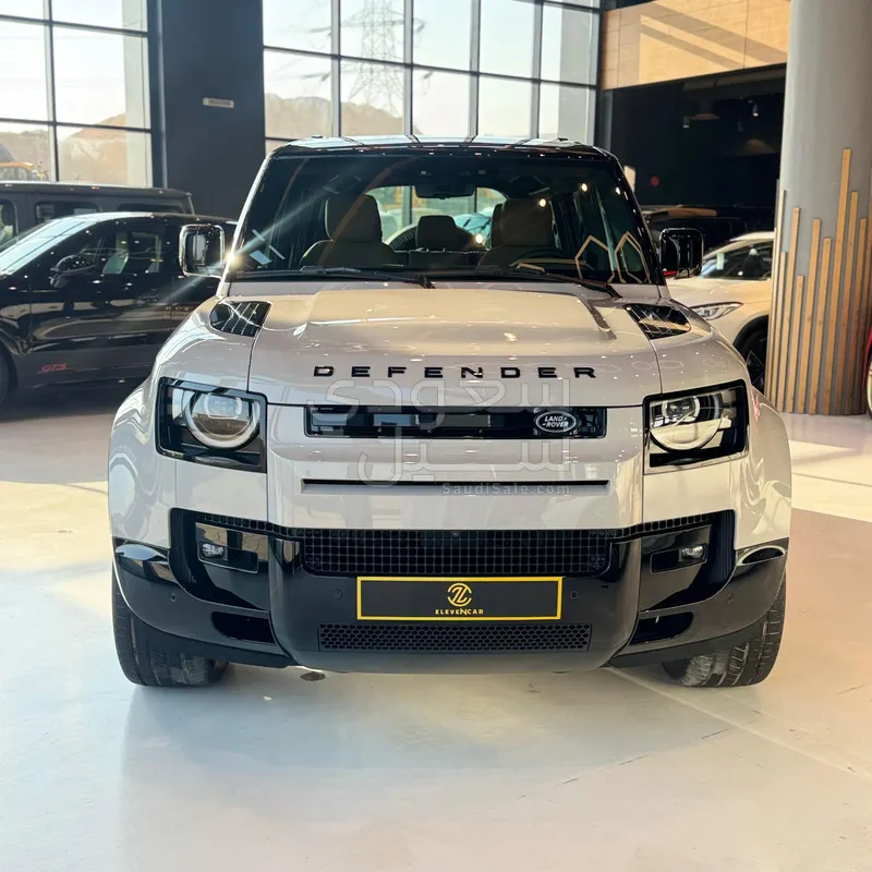 2026 لاند روفر ديفيندر اتش اس اي