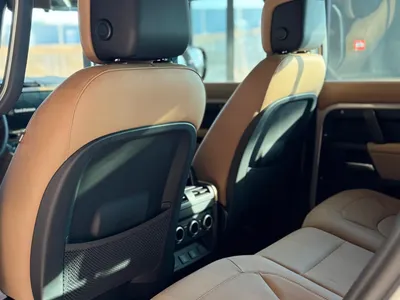 2026 لاند روفر ديفيندر اتش اس اي