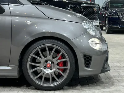 2023 فيات ابارث 695 توريزمو