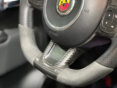 2023 فيات ابارث 695 توريزمو