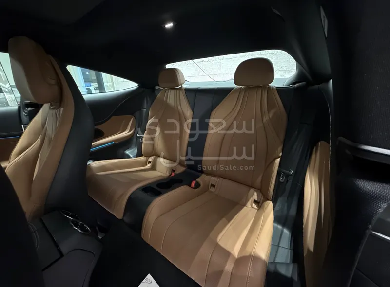 2024 مرسيدس - بنز سي إل إي 200