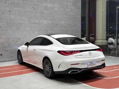 2024 مرسيدس - بنز سي إل إي 200