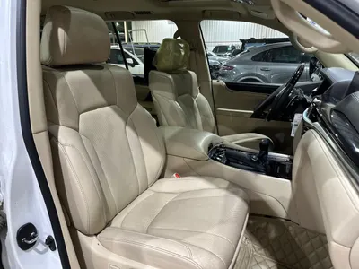 2019 لكزس إل إكس 570