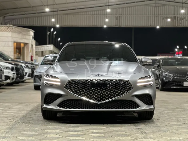 2023 جينيسيس جي 70