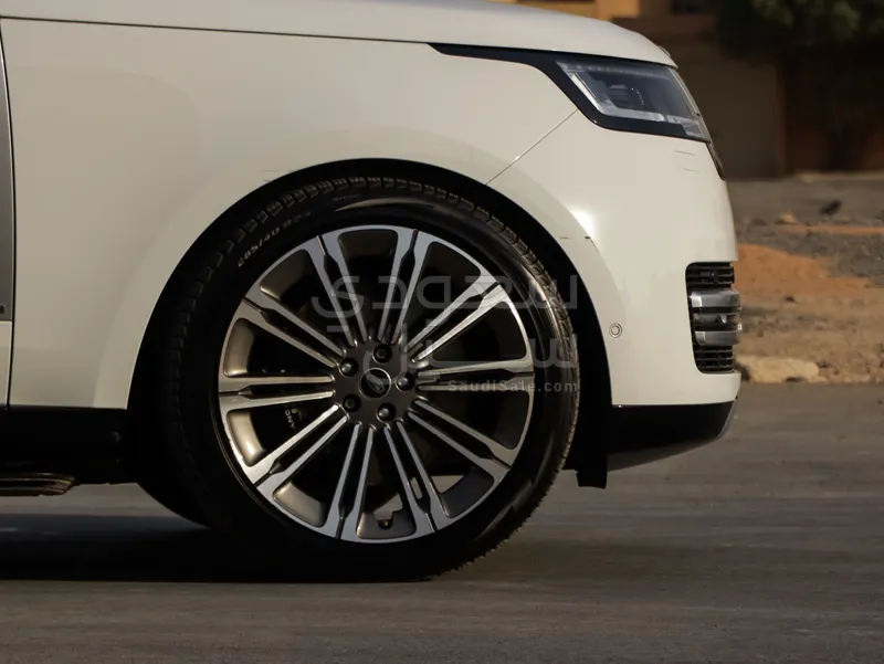 2022 لاند روفر رينج روفر اوتوبيوغرافي