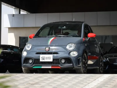 2019 فيات ابارث 595 كومبيتزيون