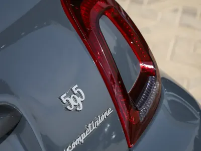 2019 فيات ابارث 595 كومبيتزيون