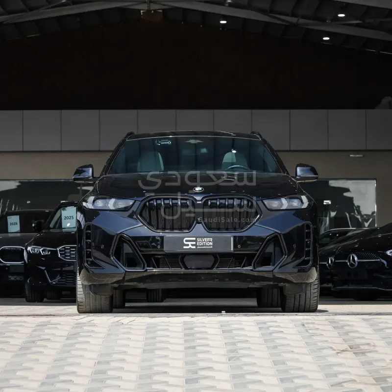 2025 بي ام دبليو الفئة اكس 6