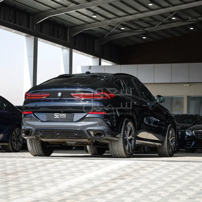 2025 بي ام دبليو الفئة اكس 6