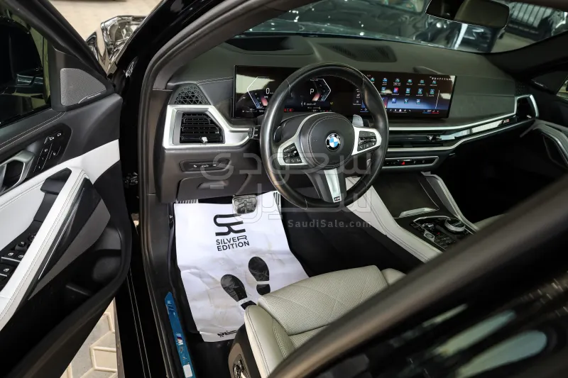 2025 بي ام دبليو الفئة اكس 6