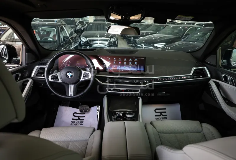 2025 بي ام دبليو الفئة اكس 6