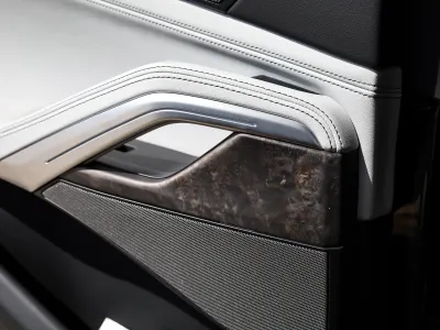 2025 بي ام دبليو الفئة اكس 6