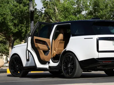 2023 لاند روفر رينج روفر اوتوبيوغرافي