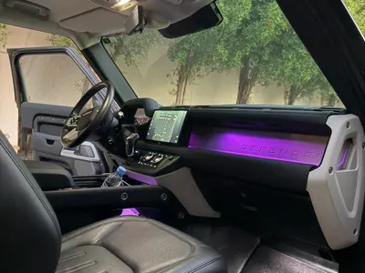 2022 لاند روفر ديفيندر 90