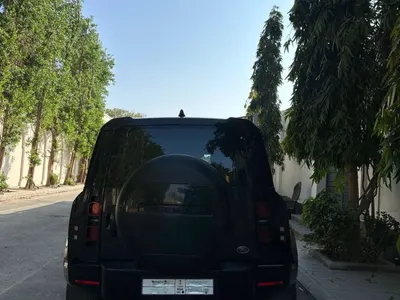 2022 لاند روفر ديفيندر 90
