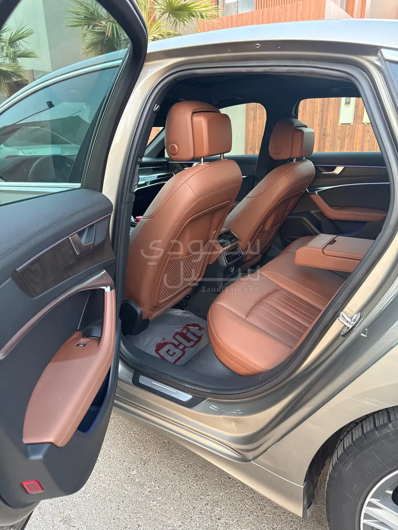 2019 اودي اي 6 اس لاين