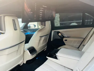 2023 بي ام دبليو الفئة السابعة 735 إل أي