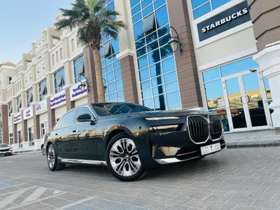 2023 بي ام دبليو الفئة السابعة 735 إل أي