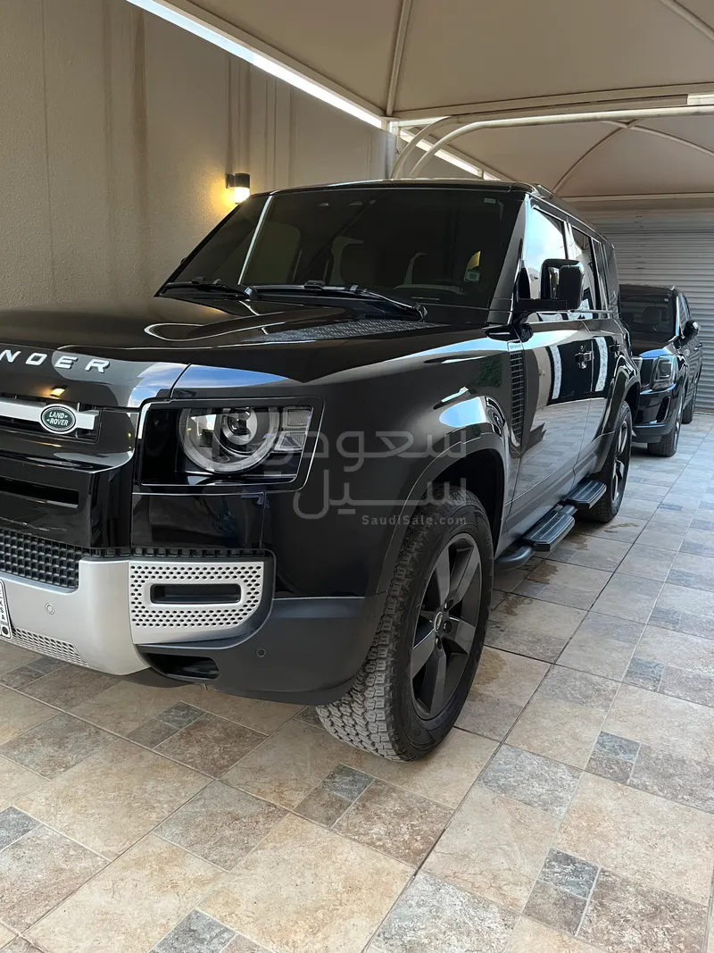 2024 لاند روفر ديفيندر اس اي