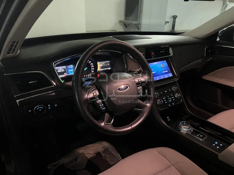 2020 فورد توروس