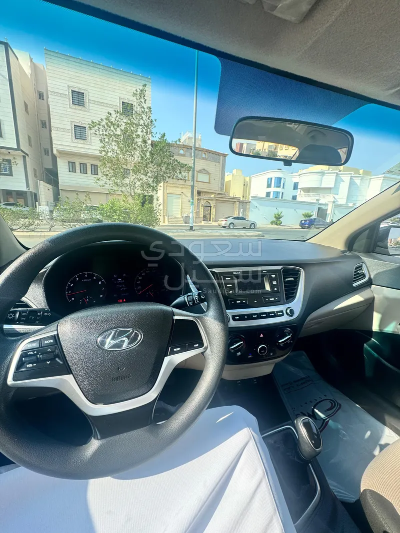 2022 هيونداي اكسنت سمارت